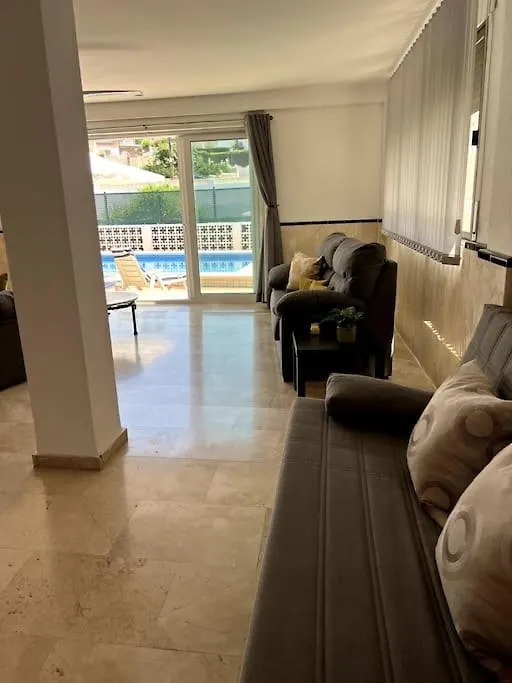 Detached Pool Villa, Idyllic Setting 450M To Beach 발리타드벨레즈 빌라