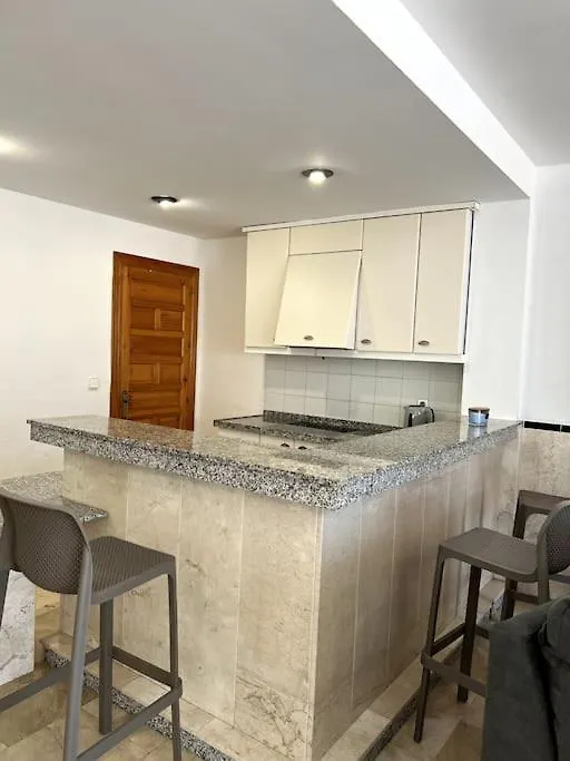 빌라 Detached Pool Villa, Idyllic Setting 450M To Beach 발리타드벨레즈 스페인
