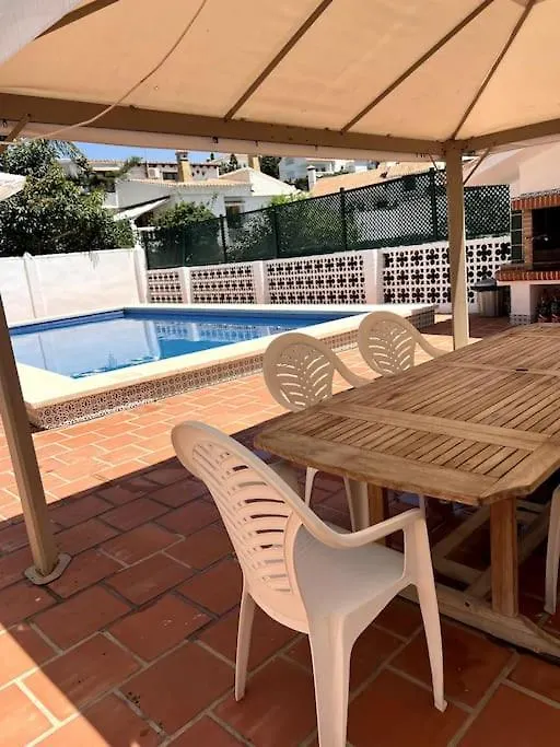 빌라 Detached Pool Villa, Idyllic Setting 450M To Beach 발리타드벨레즈 스페인
